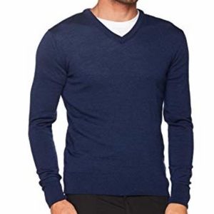 NWT DALE OF NORWAY Merino Wool Navy Harald V-Neck Sweater Size L